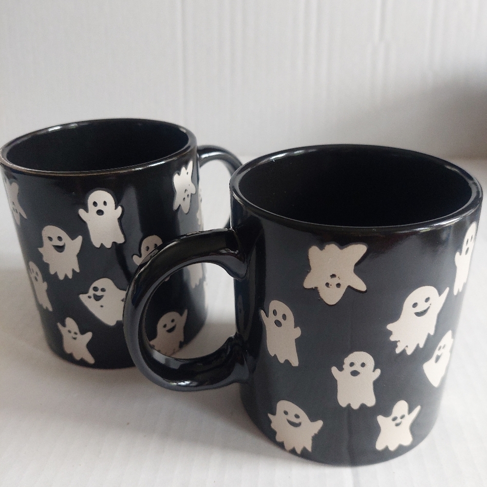2 Pcs HALLOWEEN Ghost Coffee MUG TEACUP SPOOKY CUPS. (A)